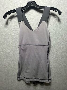 Lululemon Push Your Limits Striped Tank Top Size 6 Gray/White